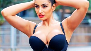 ఆంటీ దెంగితు వల్ల అత్తా కి దొరికేసా