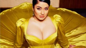 అమ్మ మీద కోరిక తీర్చుకున్నా కొడుకు