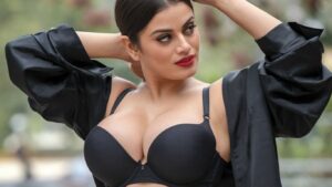 అమ్మ వీక్ నెస్ ని క్యాష్ చేసుకున్న కొడుకు